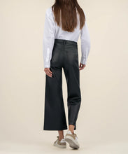 Load image into Gallery viewer, Model wearing Kut From The Kloth - Meg High Rise Fab AB Wide Leg KG2021MA1 in Evergreen Coated - back.