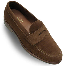 Load image into Gallery viewer, Alden 6221L in Snuff Suede.
