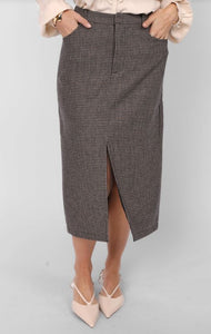 Sadie & Sage - Outta Here Houndstooth Midi Skirt