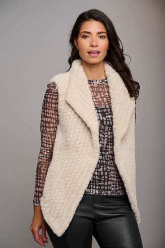 Model wearing Rino & Pelle - Jenna Faux Fur Vest in Stone.