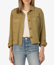 Load image into Gallery viewer, Model wearing Kut from the Kloth - Zinna Tencel Jacket in Limeade.
