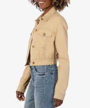 Load image into Gallery viewer, Model wearing Kut from the Kloth - Rumi Cropped Trucker Jacket in Khaki.
