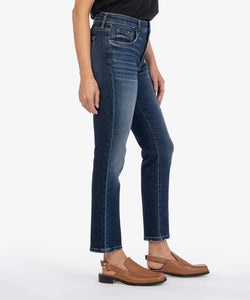 Model wearing  KUT From The Kloth Reese High Rise FAB AB Ankle Straight Reg Hem Jean KP1610MB3 in Enchantment.