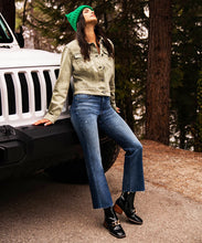 Load image into Gallery viewer, Model wearing Kut from the Kloth - Julia Crop Jacket in Olive.
