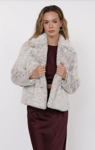 Sage the Label - Pretty Fab Oversized Colar Faux Fur Coat