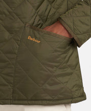 Load image into Gallery viewer, Barbour Heritage Liddesdale Quilt
