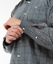 Load image into Gallery viewer, Model wearing Barbour Henderson Thermo Weave Shirt in Navy.
