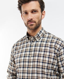 Model wearing Barbour Turville Reg Fit Shirt in Ecru Marl.