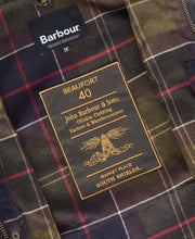 Load image into Gallery viewer, Barbour Beaufort 40 Wax Jacket in Sage - lining.
