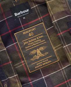Barbour Beaufort 40 Wax Jacket in Sage - lining.