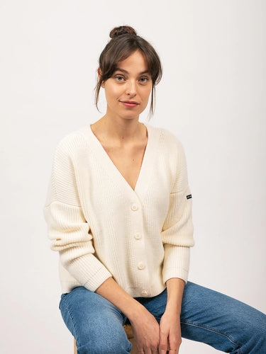 Model wearing Saint James - Murano Sweater in Blanc.