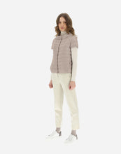 Load image into Gallery viewer, Model wearing Herno - Women&#39;s Emilia Cap Sleeve Vest in Chantilly.
