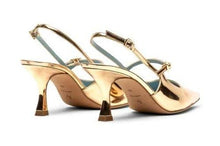 Load image into Gallery viewer, Frances Valentine - Vivi Pump in Gold.
