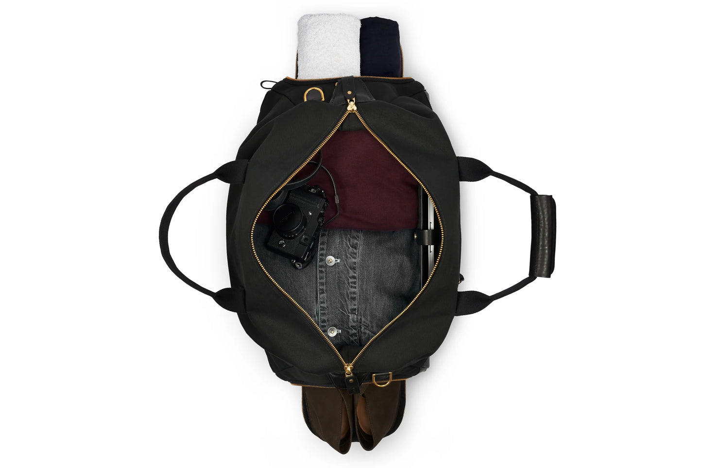 Bennett Winch - The Weekender Canvas in Olive.