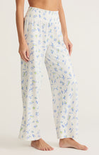 Load image into Gallery viewer, Model wearing ZSupply - Dawn Citron Pant in White.
