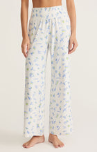 Load image into Gallery viewer, Model wearing ZSupply - Dawn Citron Pant in White.
