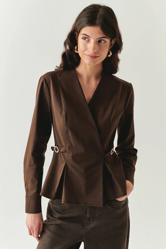 Exquise - Ashlynn Belted-Lapel Blouse