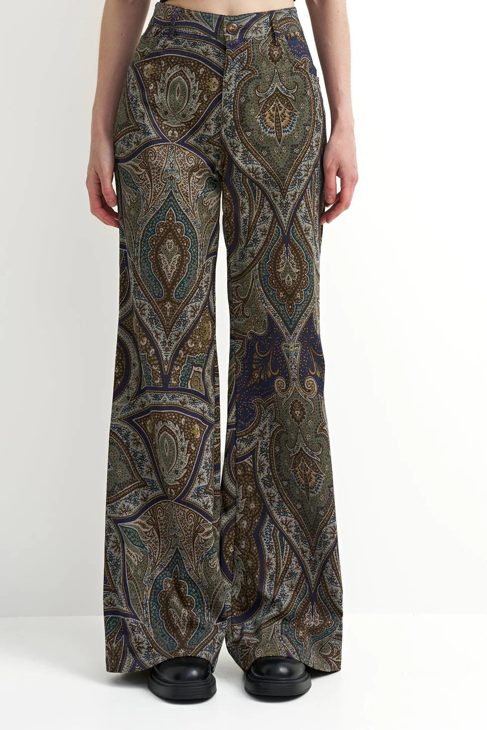 Astrid - Farah Pant
