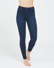 Load image into Gallery viewer, Model wearing Spanx - Jean-ish Ankle Leggings in twilight rinse.
