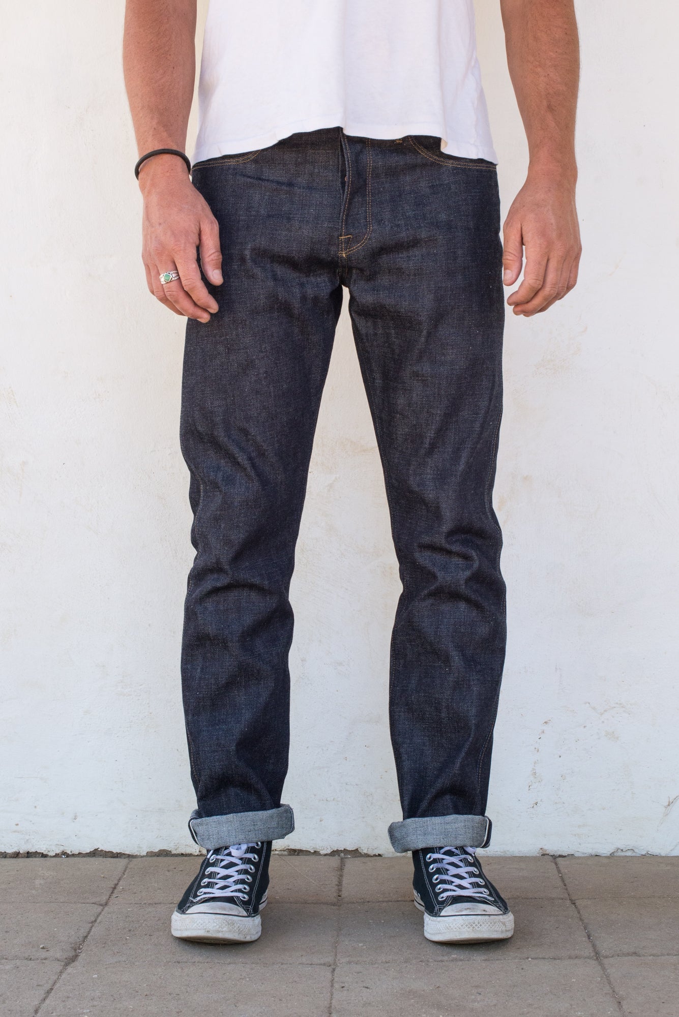 Model wearing Freenote Rios Denim