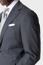 Load image into Gallery viewer, Model wearing Ring Jacket Calm Twist suit - grey.
