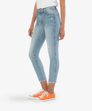 Load image into Gallery viewer, Model wearing Kut From The Kloth - Connie High Rise Fab Ab Crop KC1473MA3 in Thinker w/ Med Base Wash.

