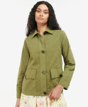 Load image into Gallery viewer, Model wearing Barbour Zale Casual in Olive tree.

