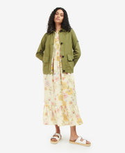 Load image into Gallery viewer, Model wearing Barbour Zale Casual in Olive tree.
