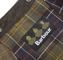 Load image into Gallery viewer, Barbour Classic Sylkoil Hood tartan liner.

