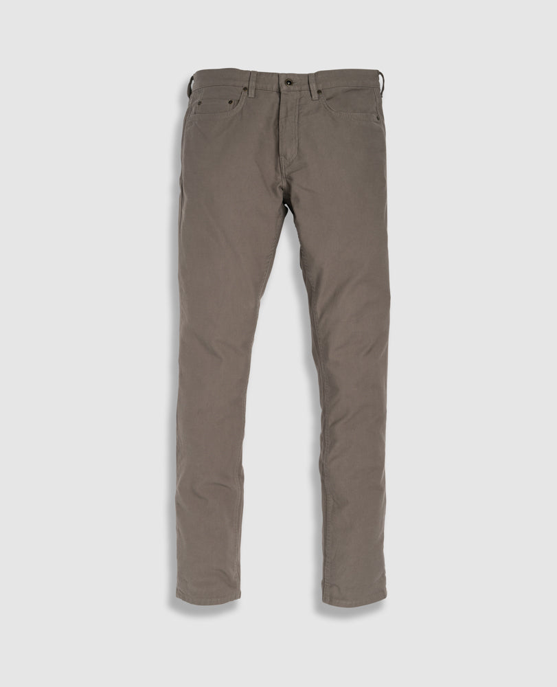 Rodd & Gunn Motion 2 Straight Jean in Pebble.